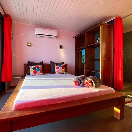 Hotel Villa Les Orchidees Амбатолоака Екстер'єр фото