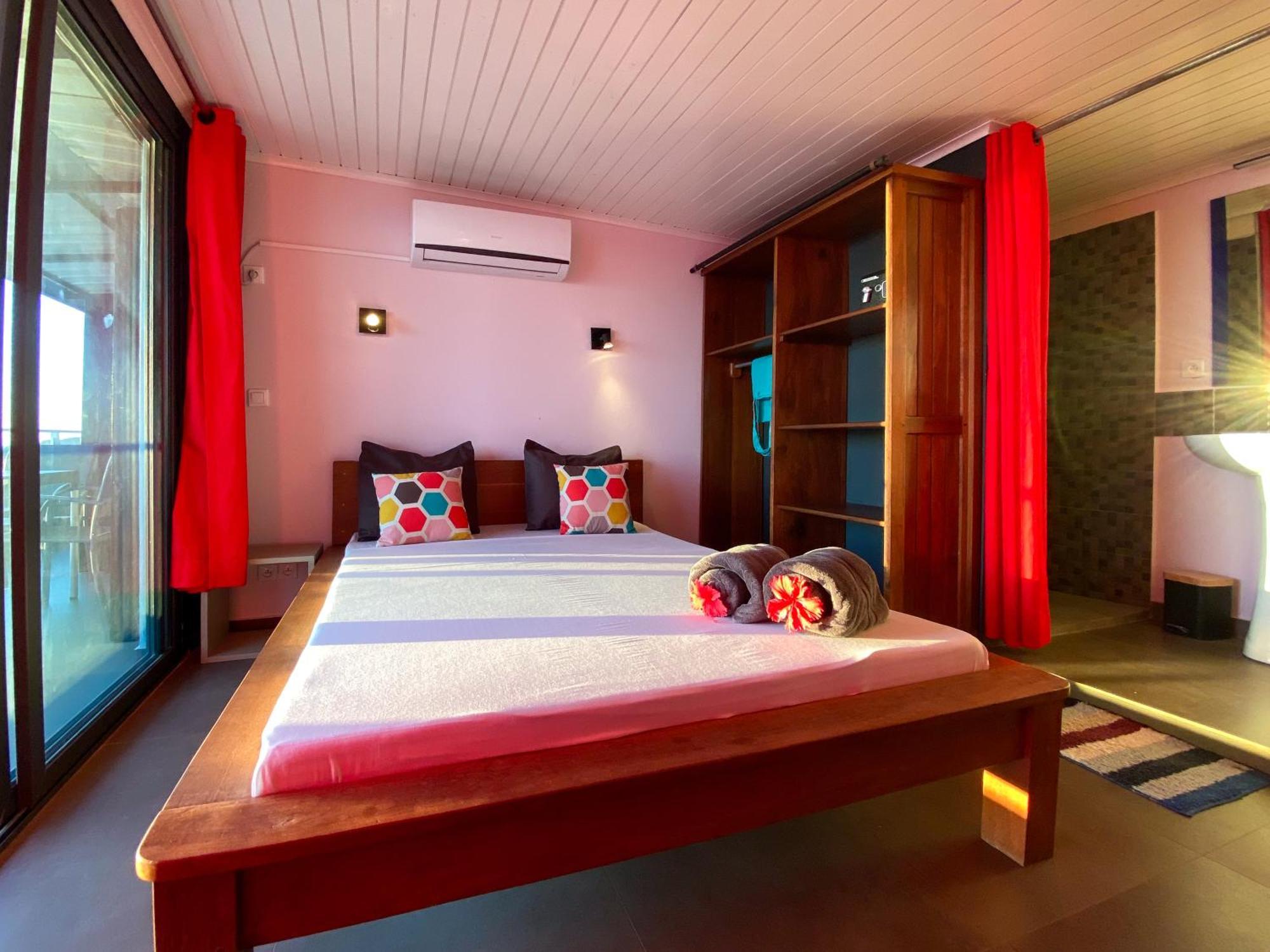 Hotel Villa Les Orchidees Амбатолоака Екстер'єр фото