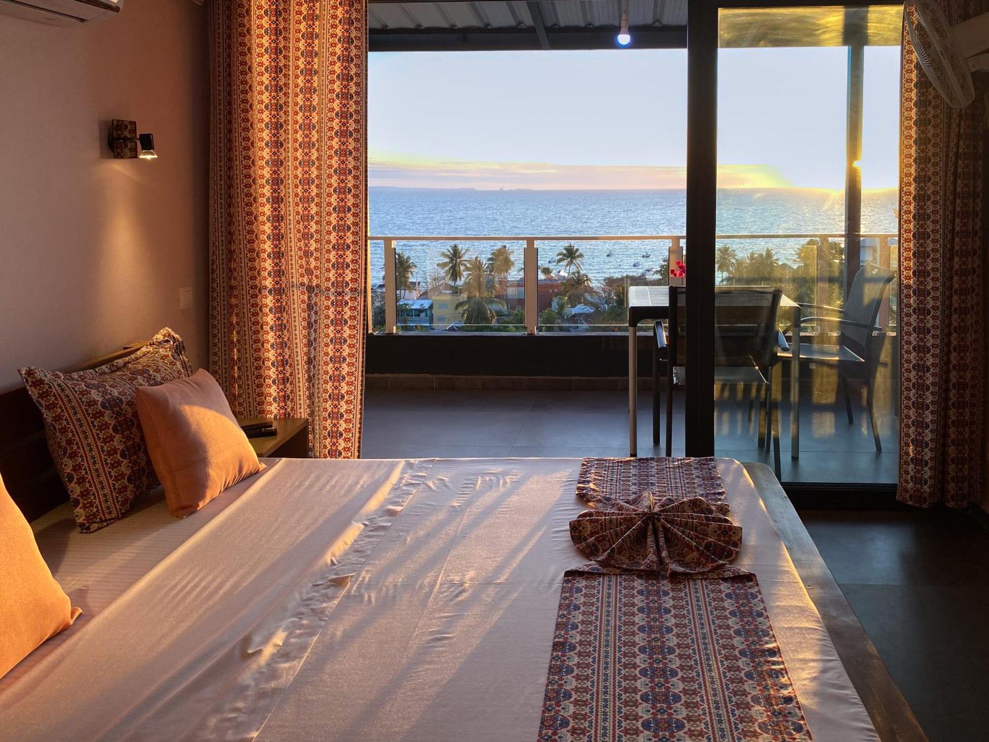 Hotel Villa Les Orchidees Амбатолоака Екстер'єр фото