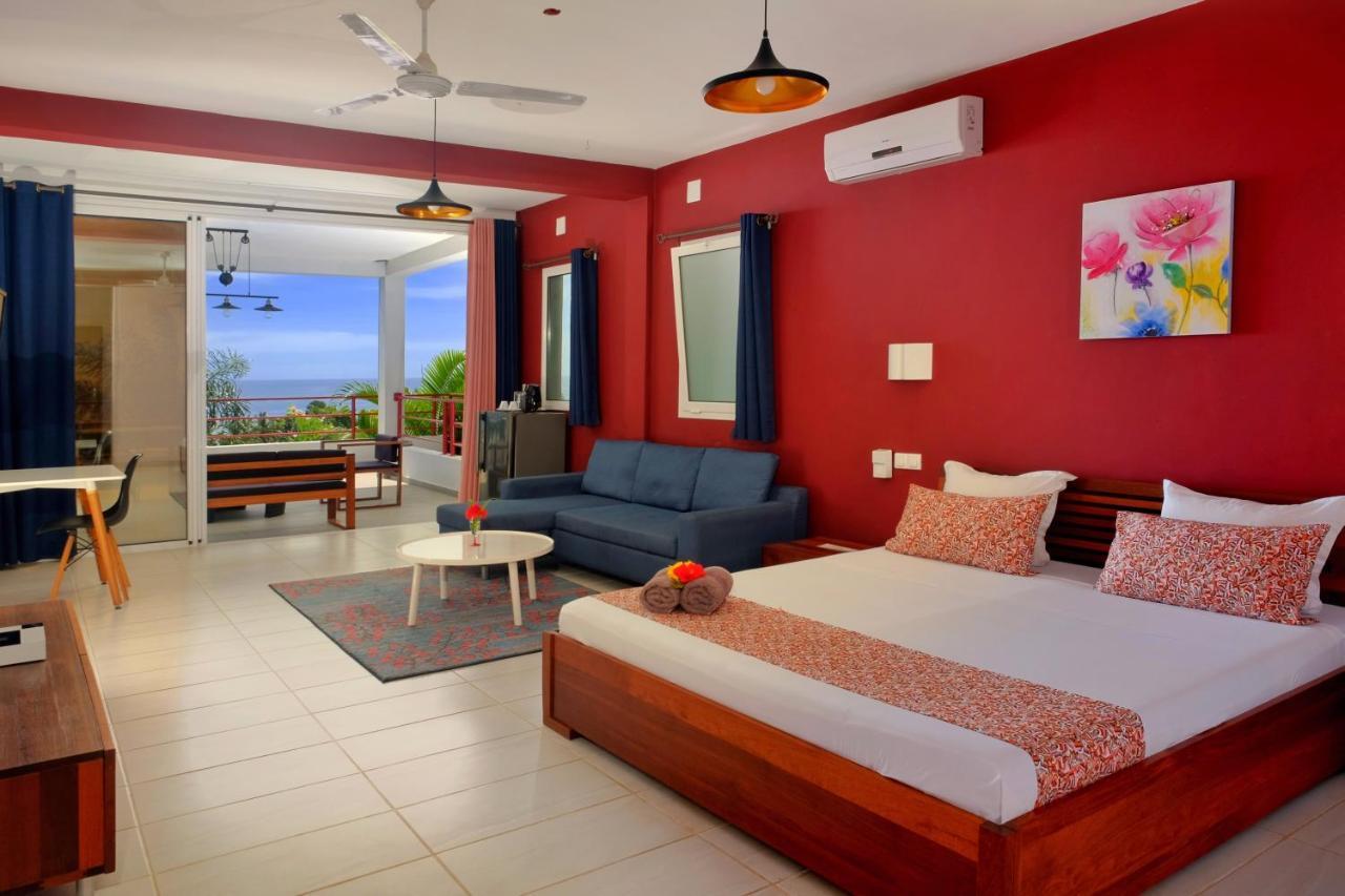 Hotel Villa Les Orchidees Амбатолоака Екстер'єр фото